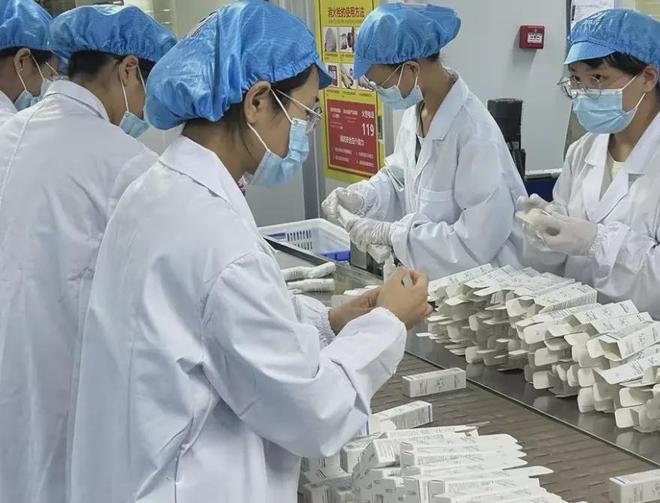 黛美雅诗 广东化妆品代工厂如何赋能连锁品牌打造核心产品力